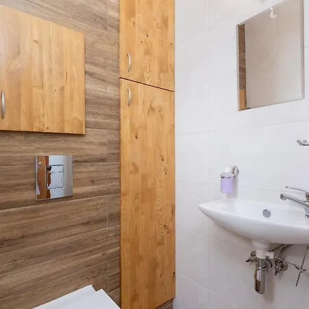 Ruczaj Cracow Debniki By Renters Krakau