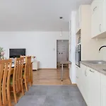 Ruczaj Cracow Debniki By Renters * 克拉科夫